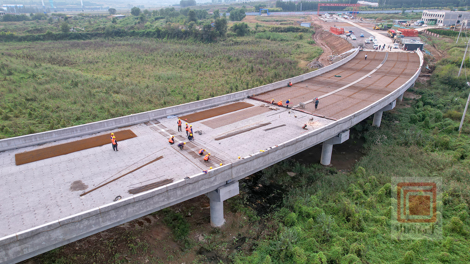 【国庆献礼】长晋高速公路神农互通：项目建设不停工 坚守一线保进度
