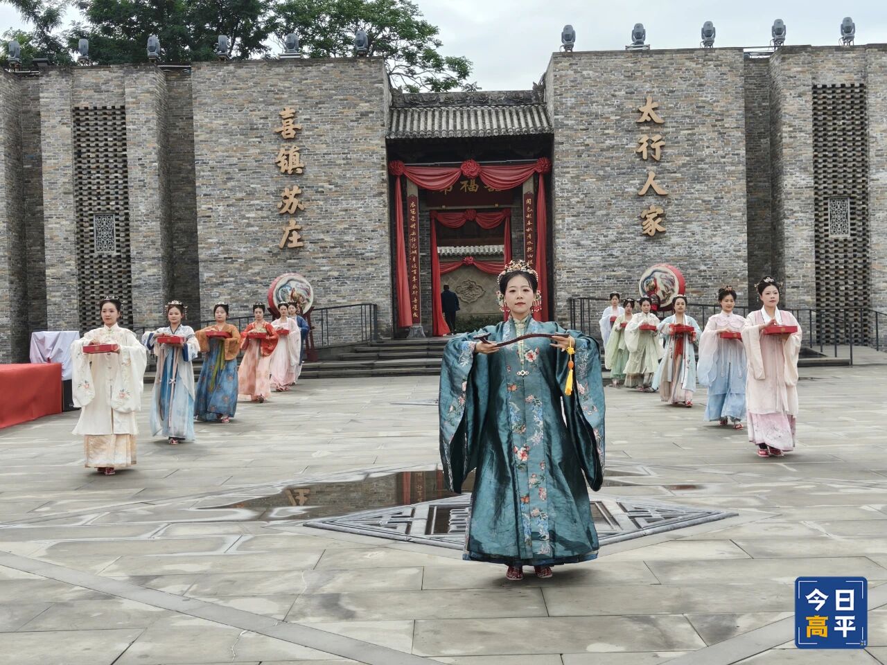  七夕不只有浪漫！多彩活动与文明新风双向奔赴