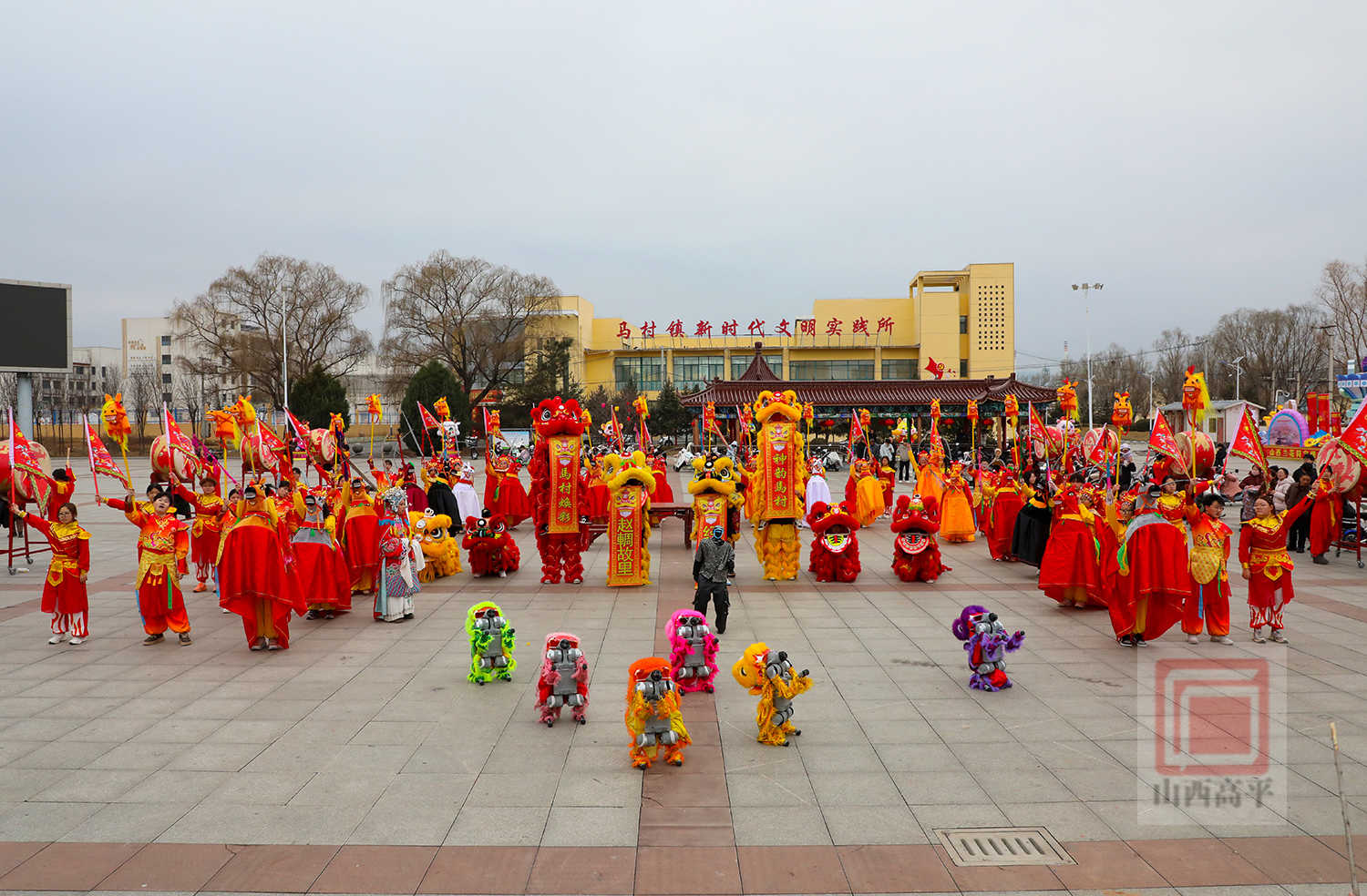 马村镇：传统与科技交融 共庆元宵佳节