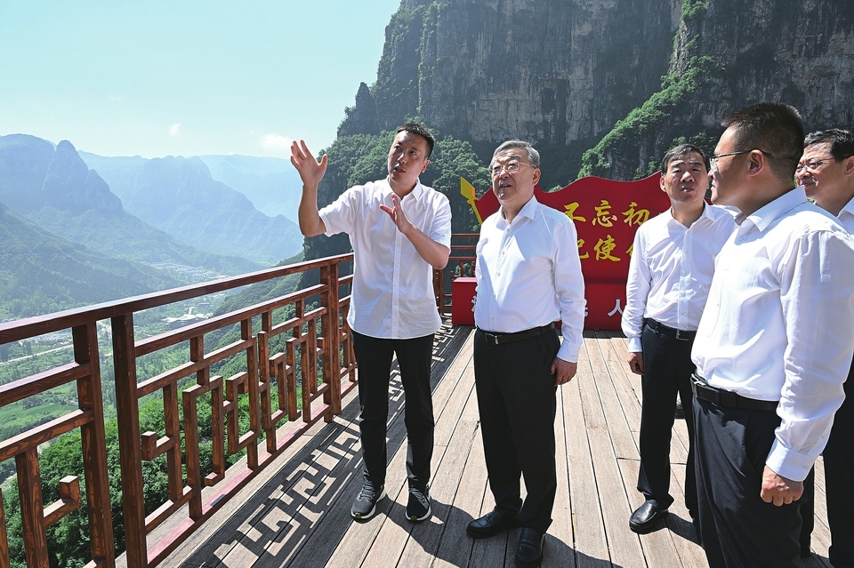 唐登杰在晋城调研时强调 深入学习贯彻习近平总书记考察山西重要讲话重要指示精神 以实干实绩奋力谱写三晋大地推进中国式现代化新篇章