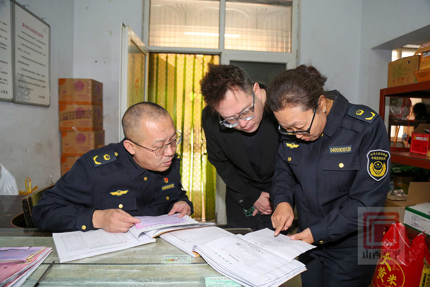 市市场监督管理局开展年夜饭市场专项检查