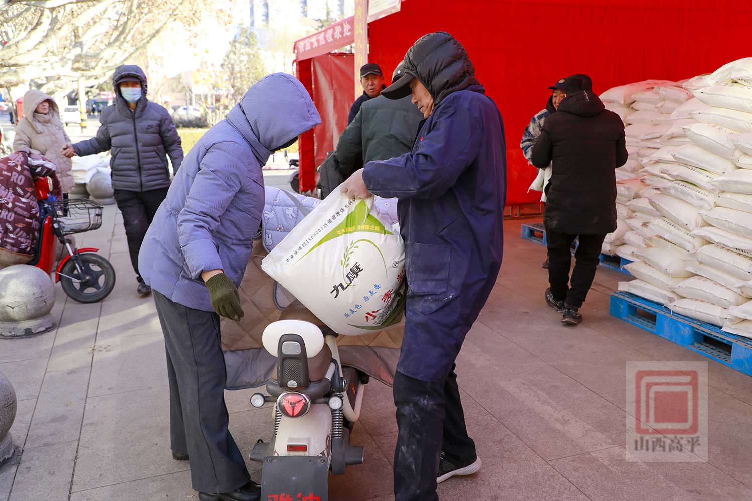 新春走基层丨我市春节市场价格补贴供应开始