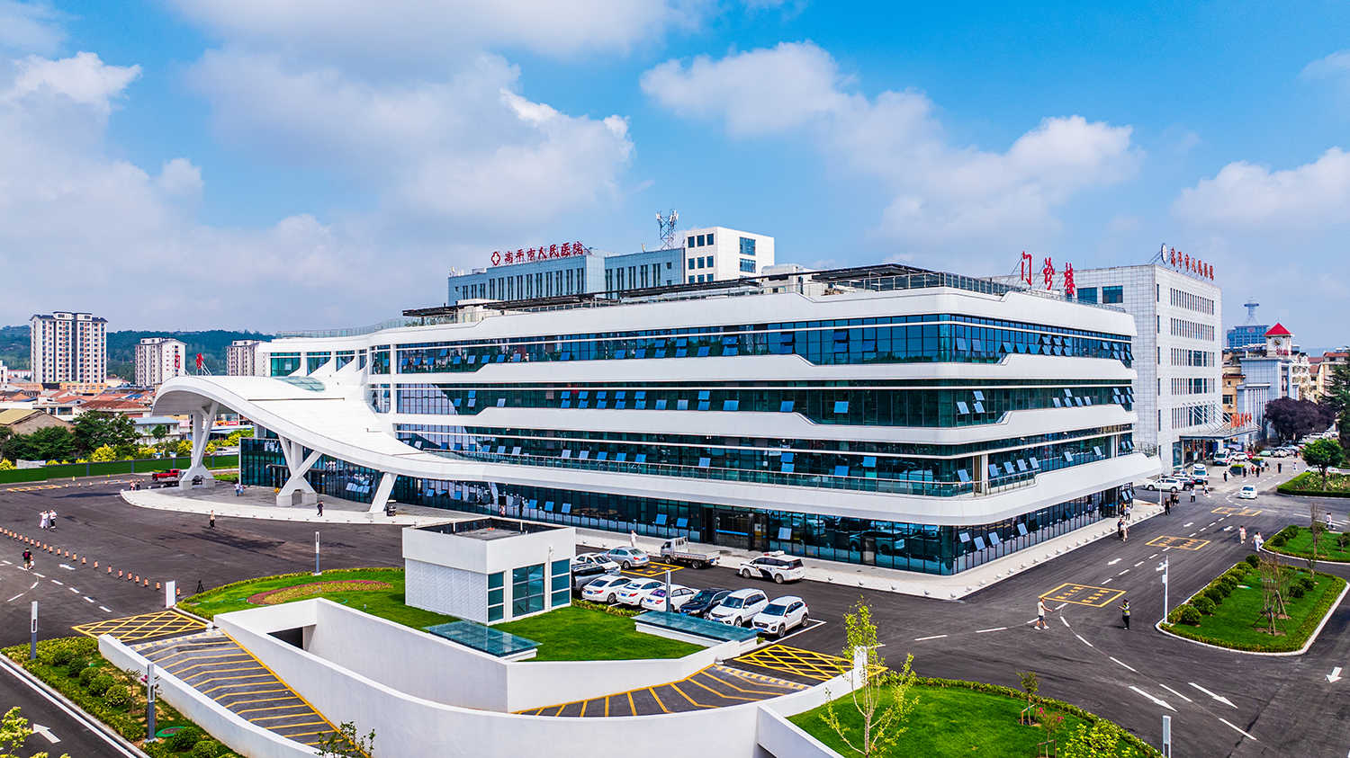 人民医院新建门诊楼.jpg