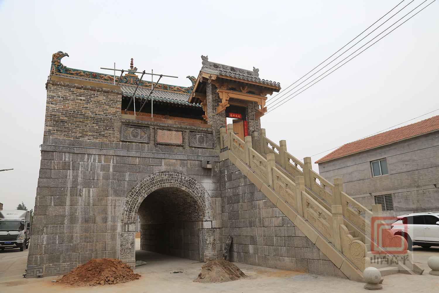 南城街街道北陈村修复古村落打好两张牌