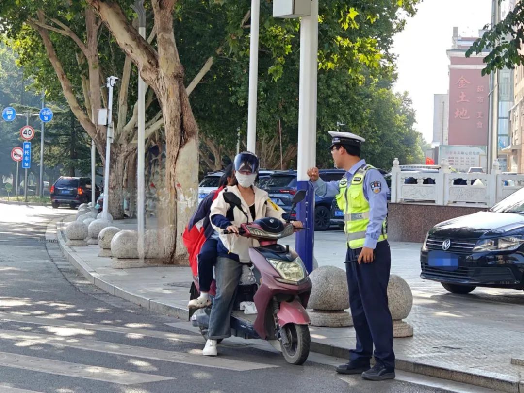 高平公安交警坚持精细化治理 道路交通秩序见成效_高平市人民政府网