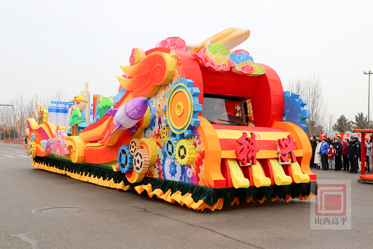 惊艳绚丽,20辆彩车各具特色,细节来啦!