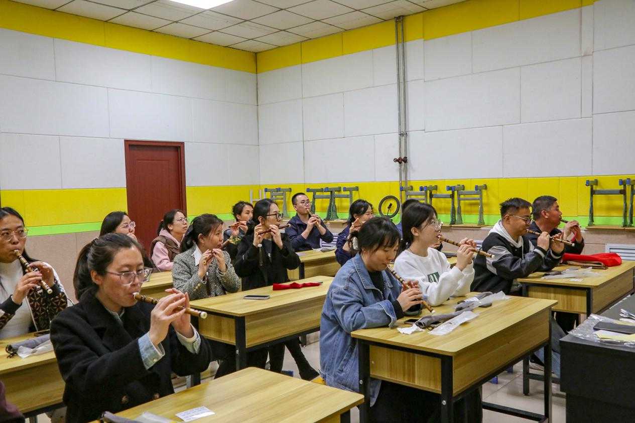 高评丨夜校,青年生活新风尚_高平市人民政府网
