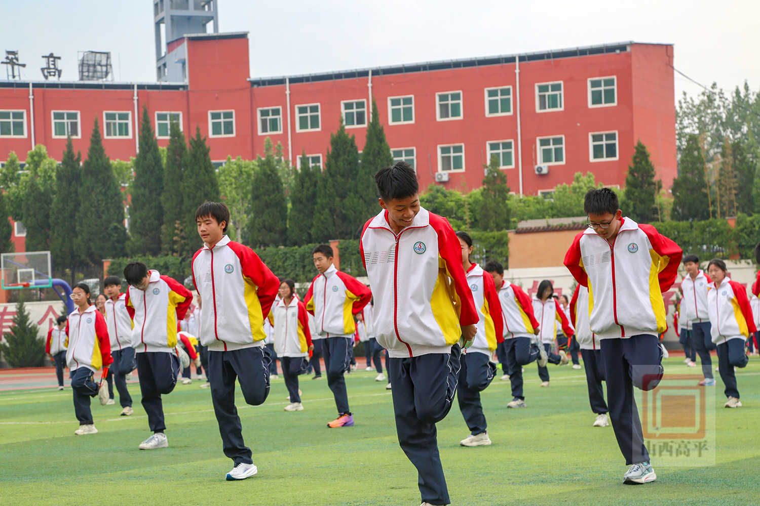 特色大课间 花样跳绳让学生们活力满满_高平市人民政府网