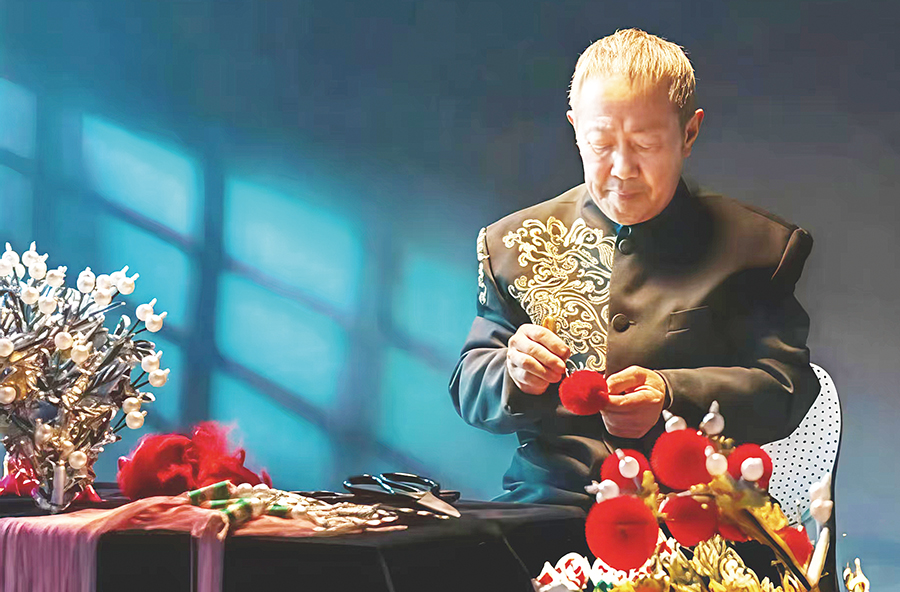  【文化人物】高平戏剧盔头制作技艺传承人许保太：金箔缀华冠 匠心致初心